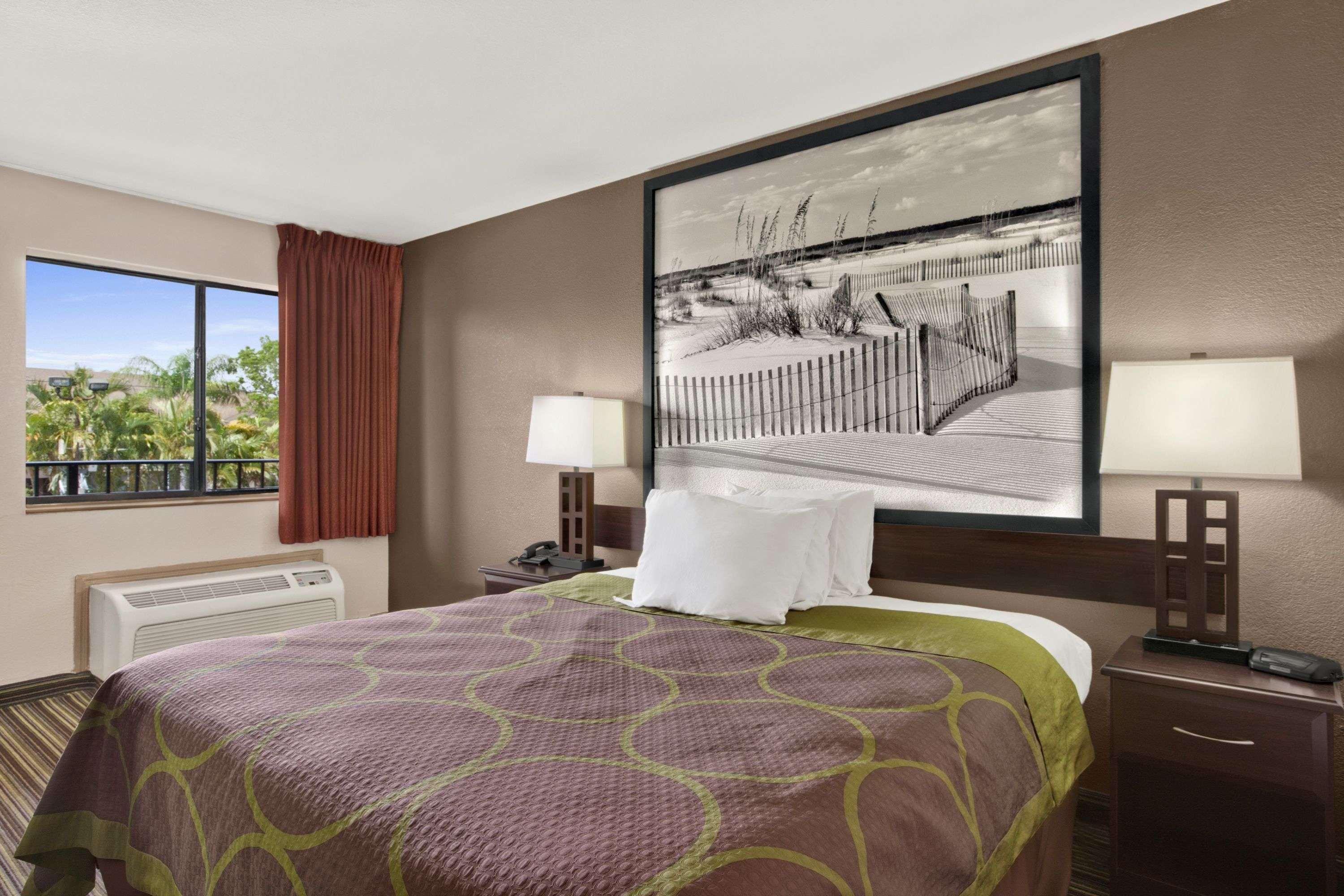 Super 8 By Wyndham Fort Myers Kültér fotó