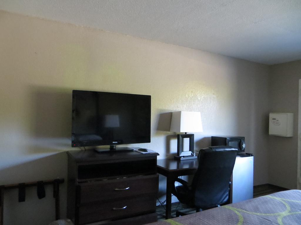 Super 8 By Wyndham Fort Myers Kültér fotó